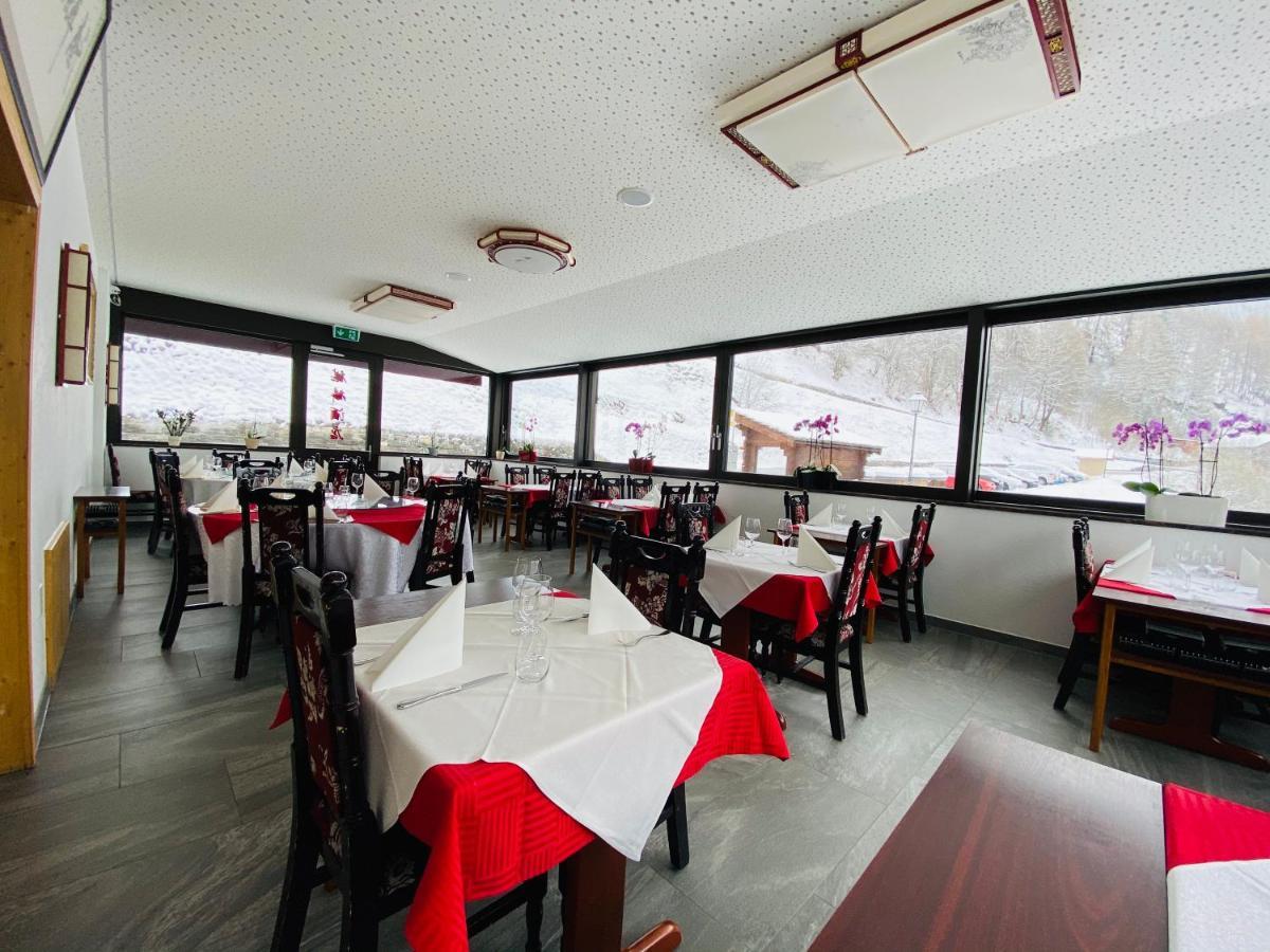 Qi-Lin Hotel Restaurant Ayer Extérieur photo