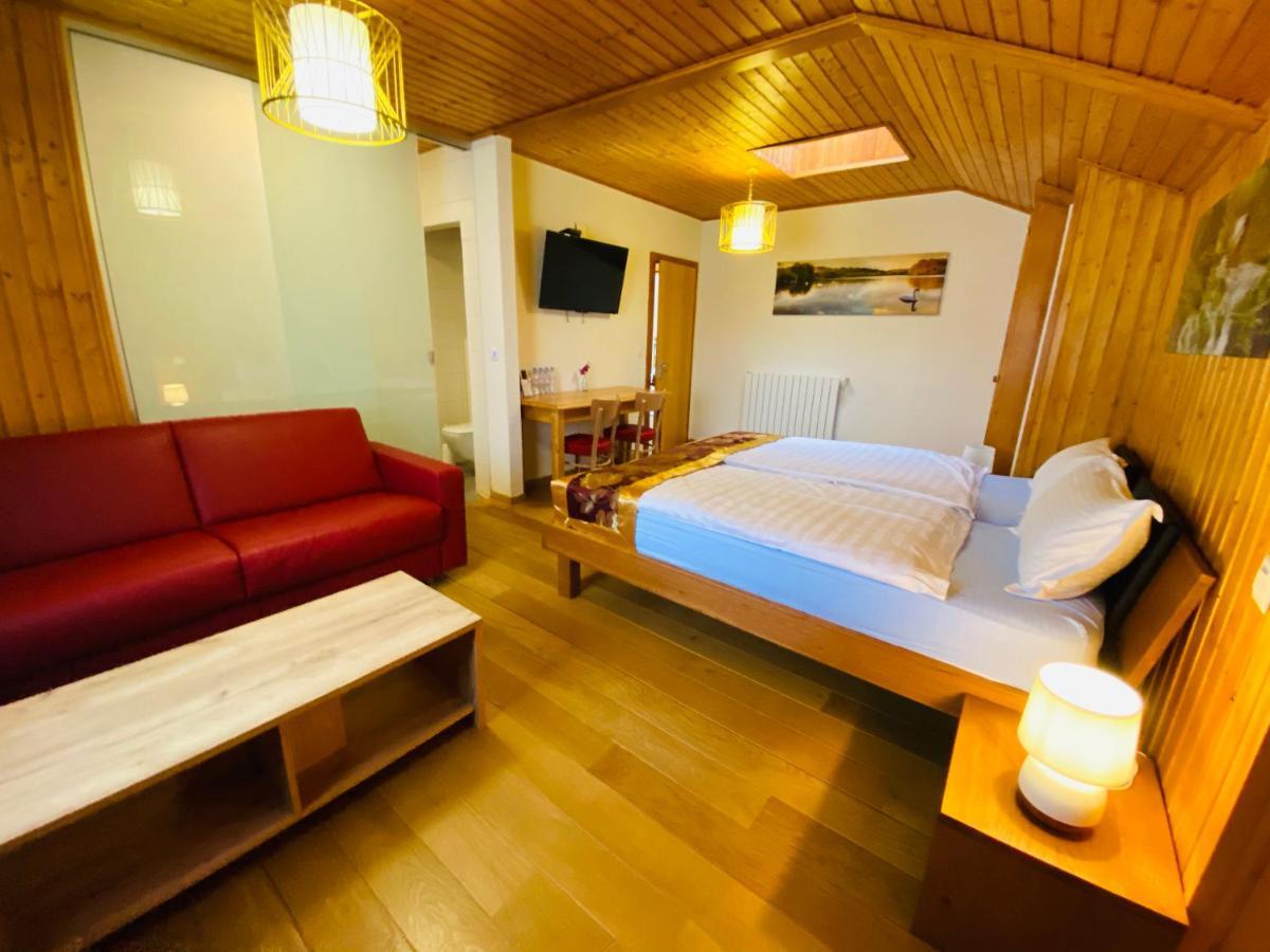Qi-Lin Hotel Restaurant Ayer Extérieur photo